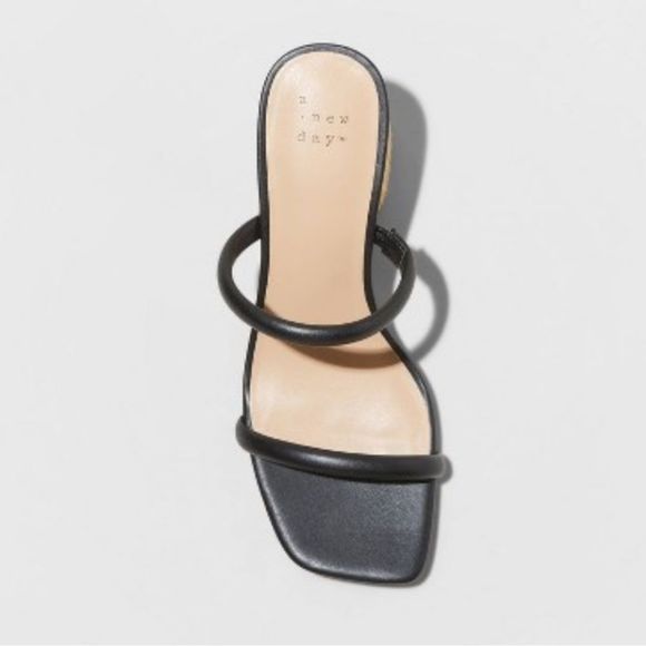 Women’s Miley Pumps – A New Day NWOT size 8.5 - Picture 3 of 7